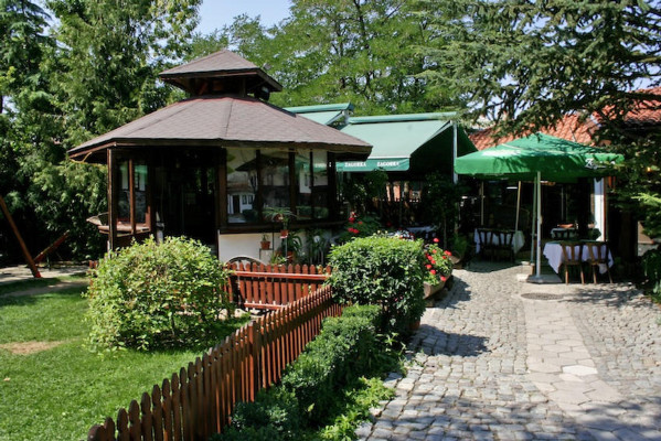 Механа Старата къща, Панагюрище
